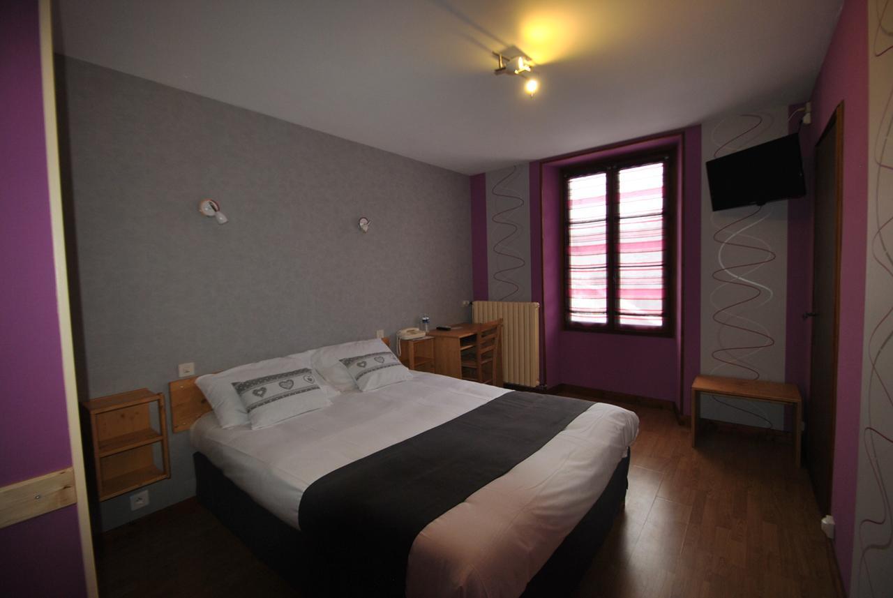 Auberge Du Herisson La Chaux-du-Dombief Zewnętrze zdjęcie